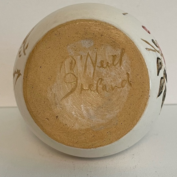 VINTAGE HAND THROWN POTTERY SMALL VASE O’NEILL WATERFORD MADE IN IRELAND - Picture 6 of 9